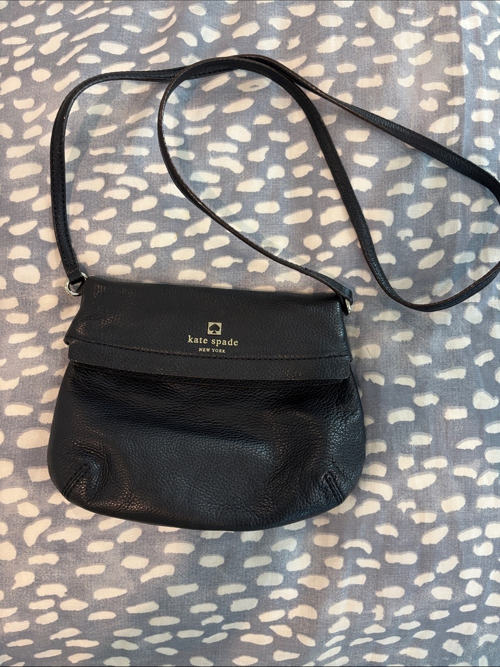 kate spade black pebbled leather crossbody with gold logo